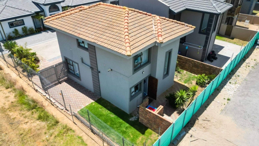 2 Bedroom Property for Sale in Dana Bay Western Cape